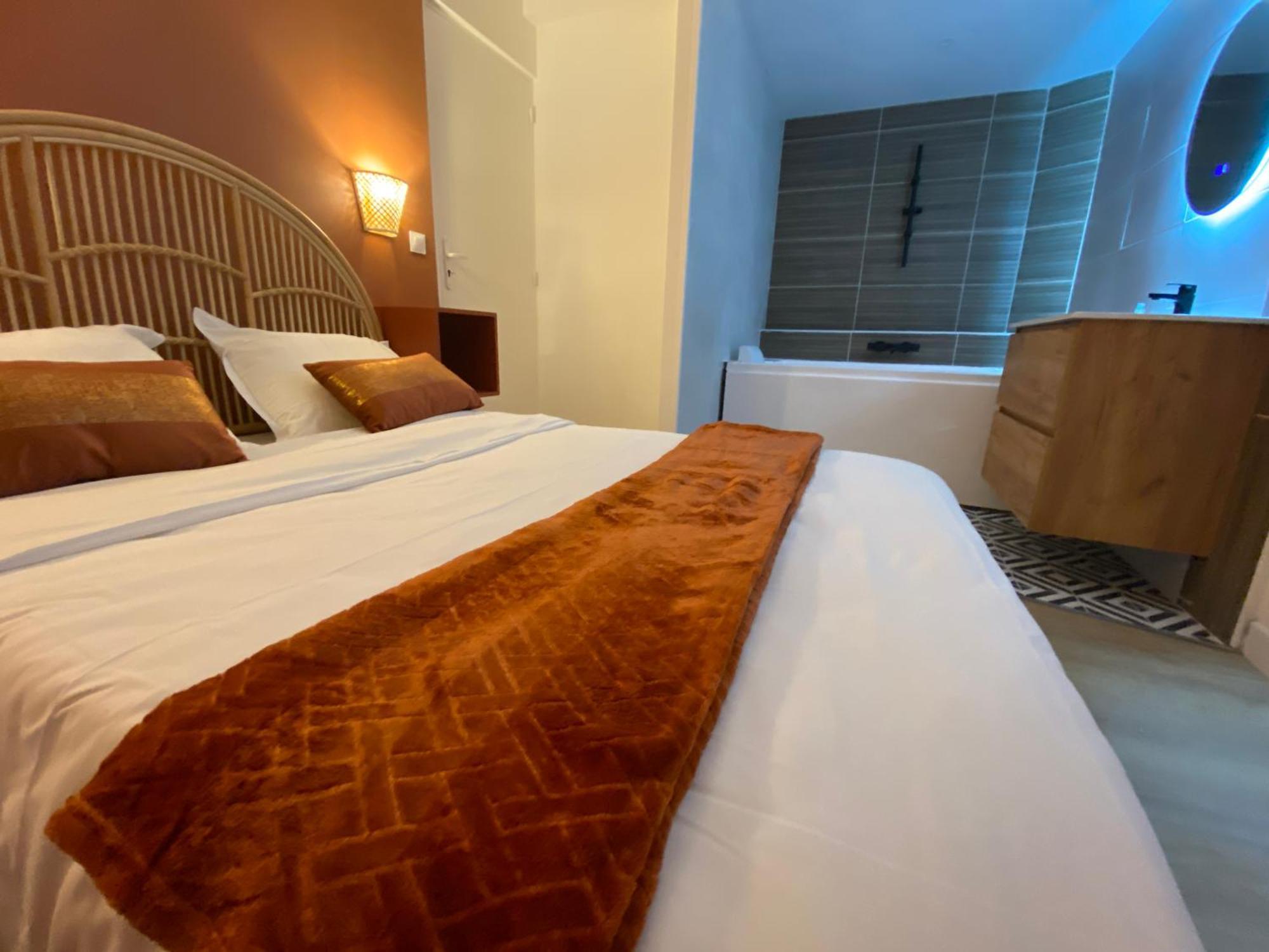 L'Escale Appartements Et Suites En Bord De Mer Hawr Zewnętrze zdjęcie